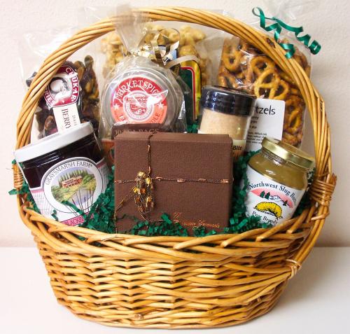 Washington Deluxe Gift Basket